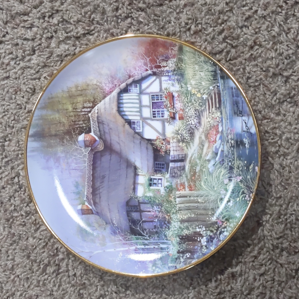 Franklin Mint Wildflower Cottage 8 inch plate